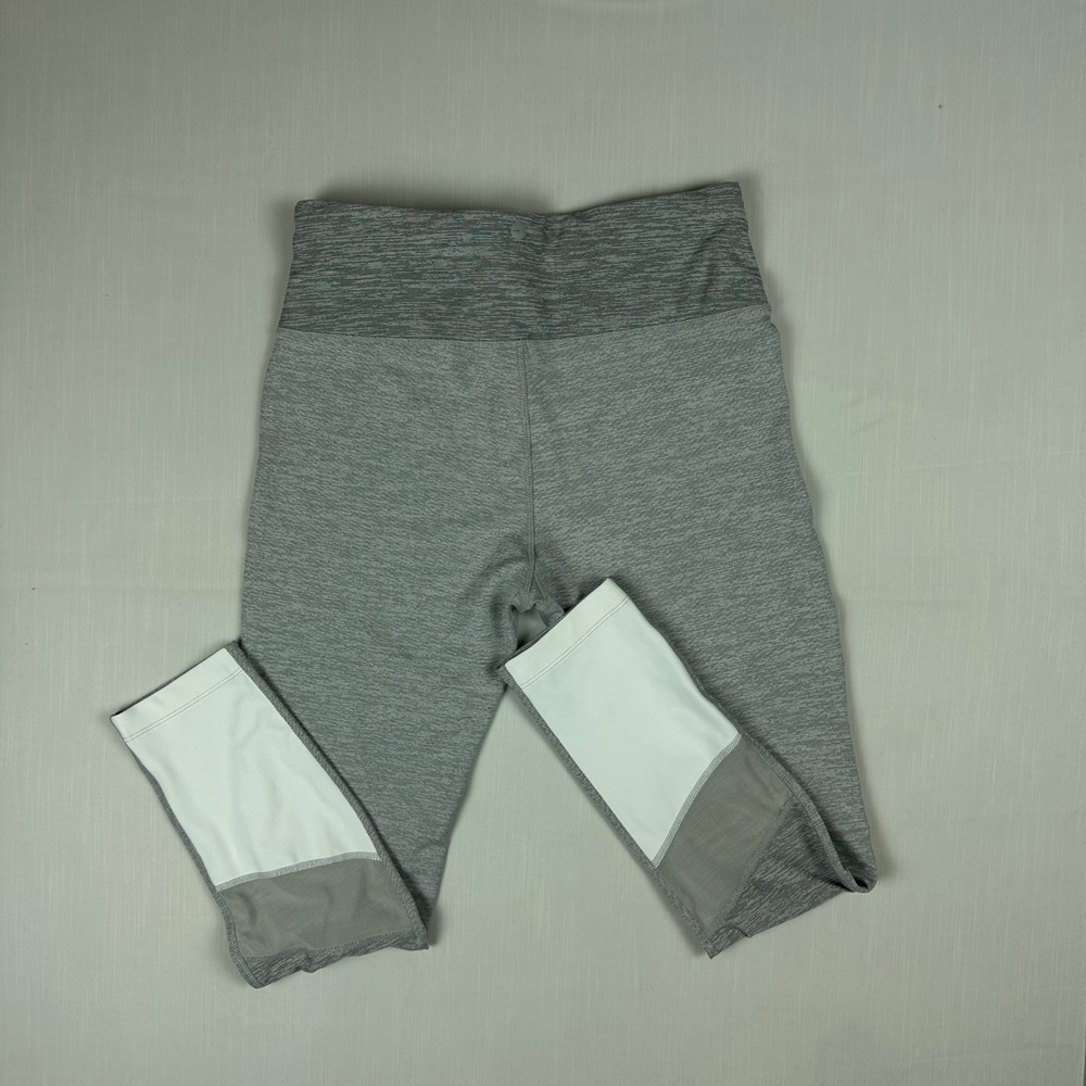 Avia Womens Gray Moto Leggings Medium M 8-10 Capri Mesh Colorblock AVL19124